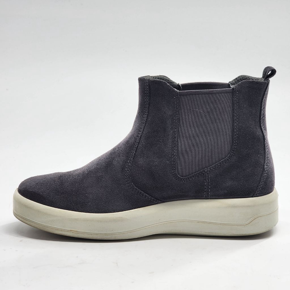 ECCO Chelsea Gray Suede Platform Ankle Boots & Booties 38 7-7.5 with White Sole - Picture 6 of 8